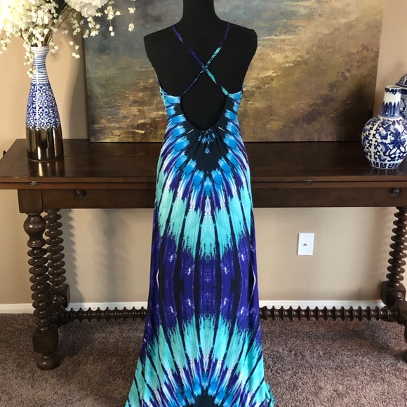 Blue Peacock Maxi Dress - Picture 8 of 11